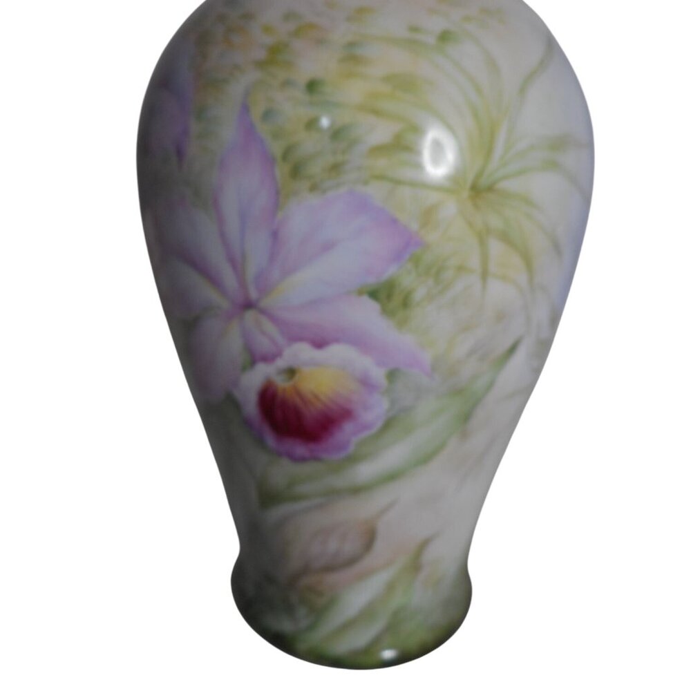Vintage c 1930 Epiag Czechoslovakian Porcelain Floral Orchid vase pastels - Picture 2 of 10